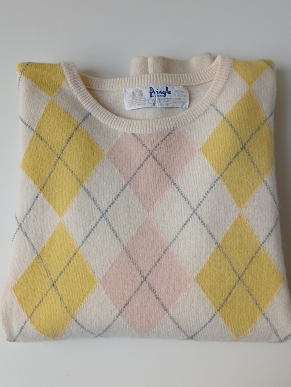 Vintage Pringle Of Scotland 100% Cashmere Argyle Sweater Cream Medium